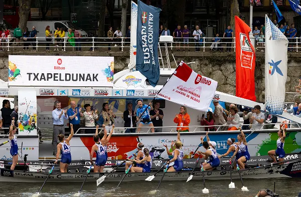 Bandera de Bilbao — Aitor Arrizabalaga · Euskotren Liga